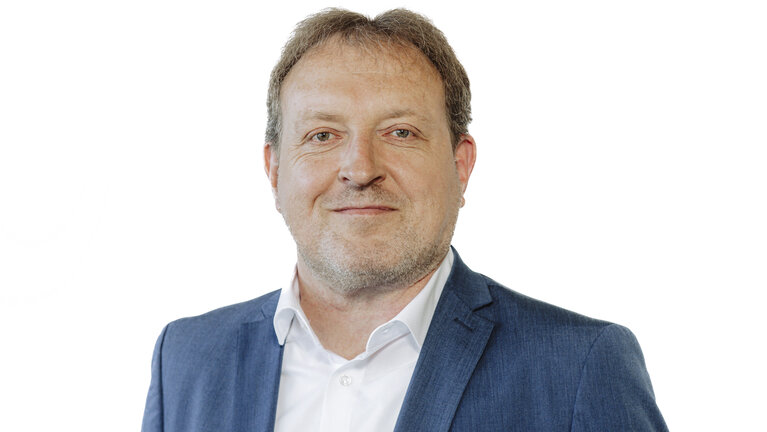 Portrait Ralf Schulte. Mitarbeiter der Autowelt Schmidt.
