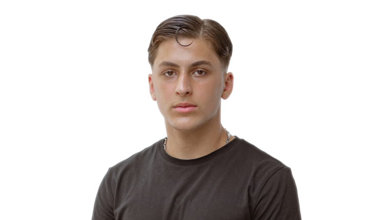  Portrait von Selahattin Altunyay. Auszubildener der Autowelt Schmidt.