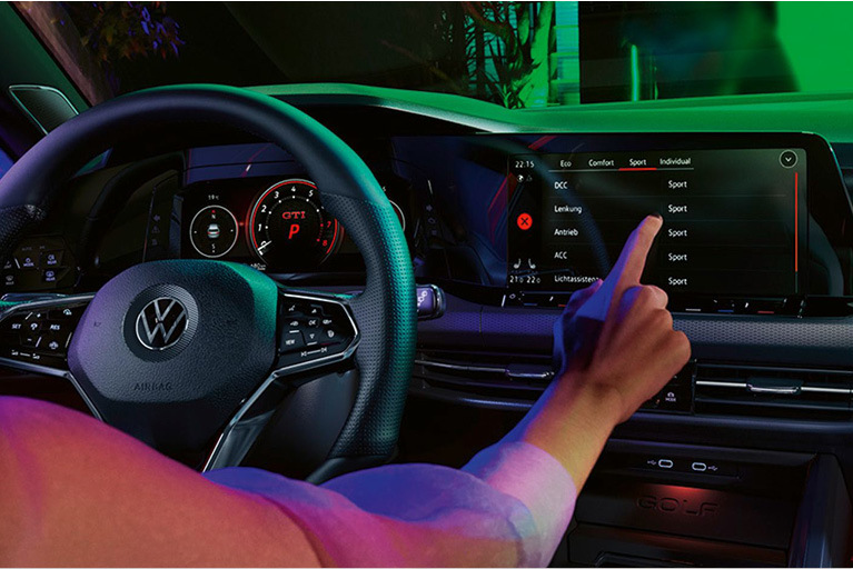 Touch Multifunktion Lenkrad Leder heizbar DSG Schaltwippen VW Golf 8 VIII R  Line
