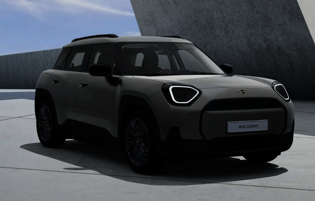 z.B. MINI ACEMAN E 135 kW (184 PS) | Lageraktion