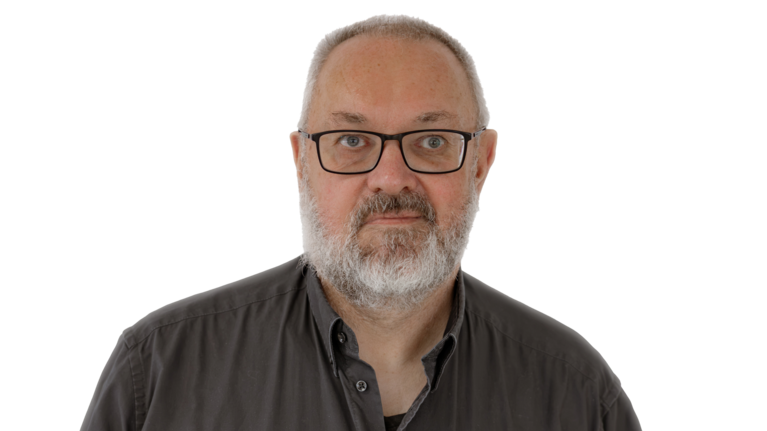 Portrait Foto: Jörg Griese, Mitarbeiter der Autowelt Schmidt.