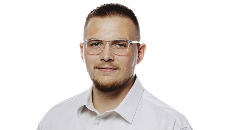 Olaf Drabner. Mitarbeiter der Autowelt Schmidt.