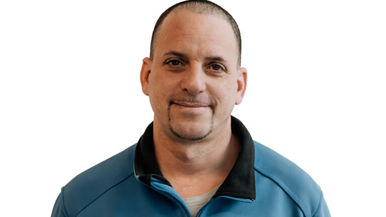 Portrait von Felix Unger - Serviceberater bei Autowelt Schmidt in Lünen.